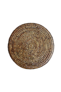 Dining Table Linen: Medium Round Placemat