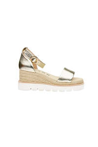 Womens Footwear: Leisure