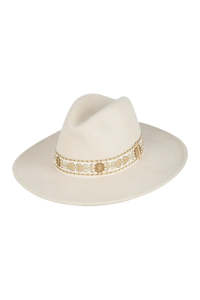 Womens Hats Beanies: Elwood Mid Brim Fedora - Nude