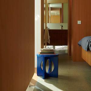 Tables: Cyclop 405 Table