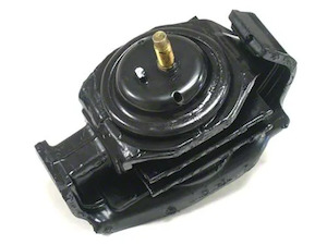 Engine Components: Nissan Silvia SR20 LH Engine Mount