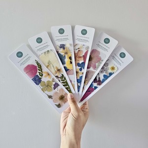 Secret Santa Gifts: Pressed Floral Bookmarks