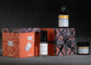 Products: Davines NATURALTECH Nourishing Gift Box Three Hairdressing