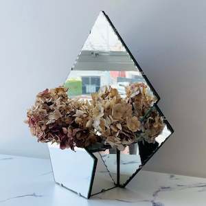 Homewares: Vintage Deco Mirror with Plant Holder