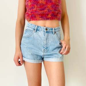Bottoms: Rolla's Denim Shorts (XS-S)