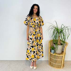 Dresses: Linen Cut Out Floral Dress (M)