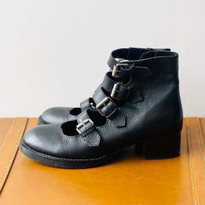 Leather Buckle Up Ankle Boots (39)