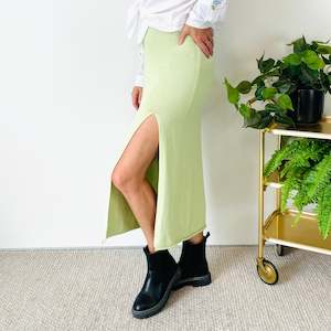 Knit Thigh Split Midi Skirt (S)