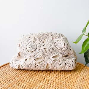 Womens Accessories: Vintage Crochet Clutch