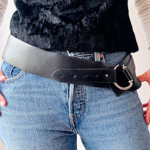 Womens Accessories: Leather Hook Belt (S-M)