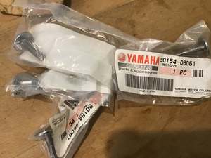 Nos Yamaha Stuff: 90154-06061