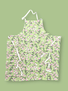 Blossom: Apron Apple Blossom