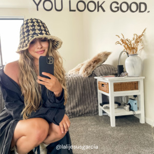 You Look Good Mirror Sticker - Black