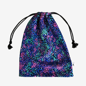 Products: Jungle Cat Grip Bag