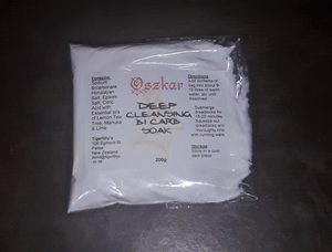 Body & Mind: Dreadlock Deep Cleansing Bi Carb Soak