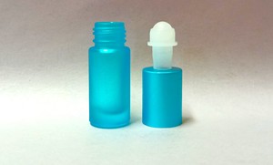 1.ml To 5ml: 5ml Blue (light) Roll On Glass Bottle