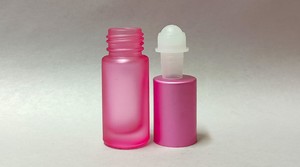1.ml To 5ml: 5ml Pink Roll On Glass Bottle