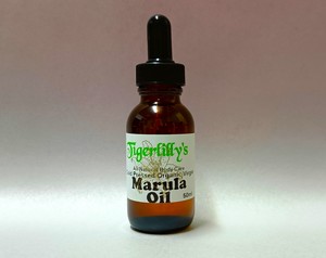 Carrier Oils: Marula oil – Organic Virgin Cold Pressed