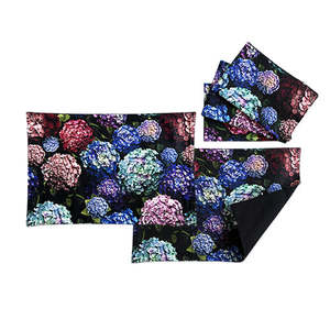 Placemates: Hydrangea Bouquet Placemat