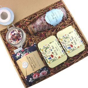 Gift Sets: Deluxe Baby Shower Gift Set