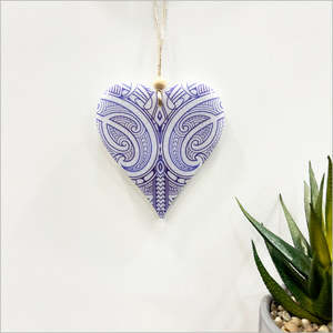 Homeware 1: Hanging Ornament Heart Moko