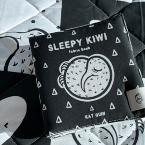 Kuwi Friends: Sleepy Kiwi - Fabric Book