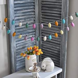 Garlands: Easter Morning Lights Felt Garland