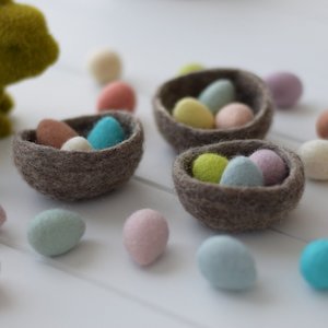 Easter: Felt Bird Nest with Eggs - Cocoa