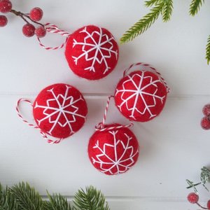 Christmas: Red Embroidered Snowflake Balls - Set of 4