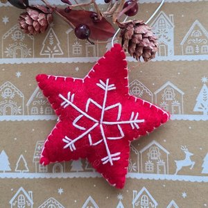 Christmas: Red Embroidered Christmas Star
