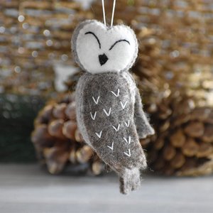 Christmas: Felt Owl Decoration - Brown