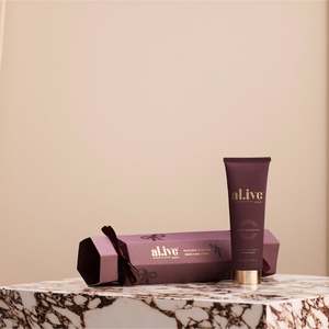 Al Ive Nz: Hand Cream Crackers - Sweet Plum & Berries