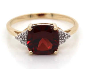 9Ct Gold Garnet And Diamond Ring