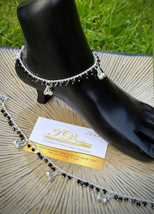 Casual wear silver black beaded anklets (TD-25)