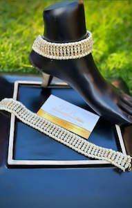 Anklets: Statement Kundan anklets / Jhanjra (TD-22)