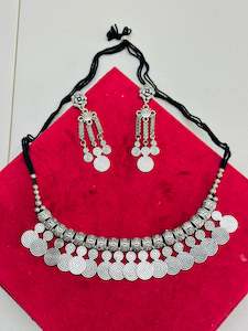 Necklace set with earrings