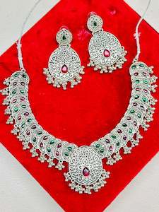 Necklace set with earrings