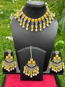 Yellow Colour Jewellery Options: Yellow Necklace / Choker set in mirror
