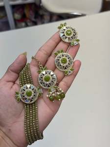 C Mehndi Green Colour Jewellery Options: Mirror choker set N-1