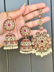 Hot pink earrings with tikka, Code: E6