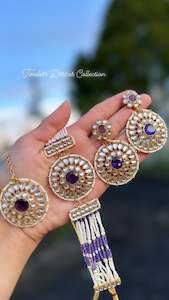 Blue choker / necklace set in Kundan