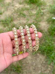 C Golden Colour Jewellery Options: Kangan in polki in premium quality (set of 4) B15