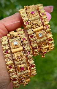 A Gold Plated Jewellery Options: Gold plated kangan in antique look (set of 6)