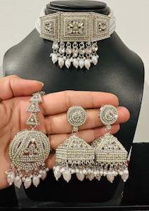 Silver necklace set with earrings, Code: E18