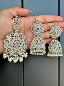 Silver Colour Jewellery Options: Silver earrings with tikka, Code: E6