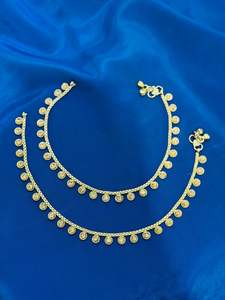 Anklets: Antiq anklets in gold colour - (Code:055)