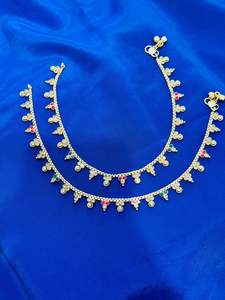 Anklets: Antiq anklets in multi colour - (Code:052)