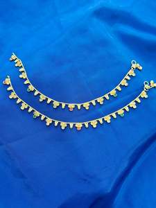 Anklets: Antiq anklets in gold colour - (Code:056)