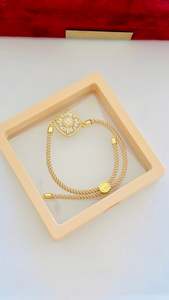 Rakhi Collection %E0%A8%B0%E0%A9%B1%E0%A8%96%E0%A9%9C%E0%A9%80%E0%A8%86%E0%A8%82: Stunning Rakhi / Rakhdi box in American Diamond ( Premium Range ) - A47