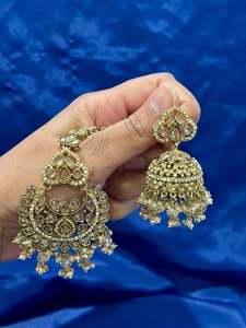 Earrings Collection: Earrings with tikka in polki, Colour: Golden, Code: 095